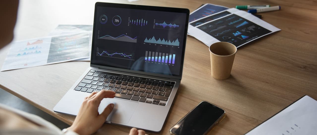 Поисковик и база данных Elasticsearch: как пользоваться и зачем