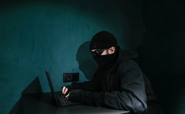 Россиян предупредили о новой схеме мошенников с оплатой в криптовалюте